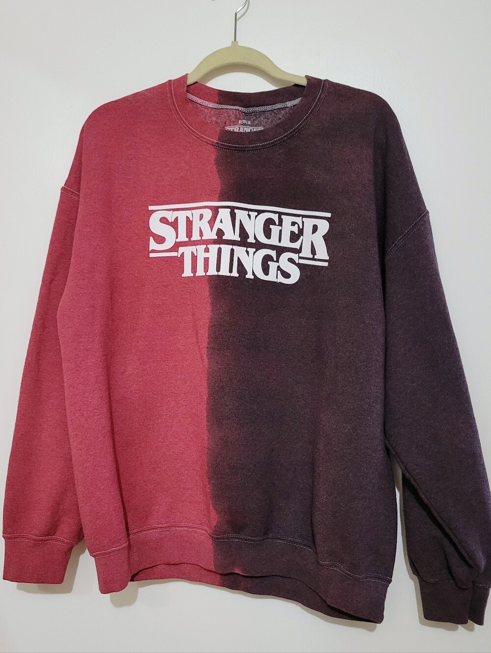 Womens Netflix  Stranger Things Sweatshirt, XL